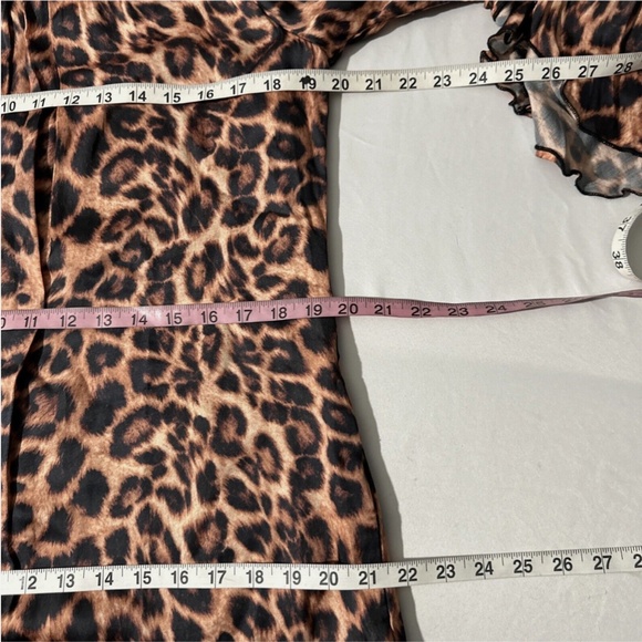 NWT Chloe Kristyn [ Small ] Satin Bell Sleeve Mini Dress in Leopard Animal Print - Picture 3 of 14